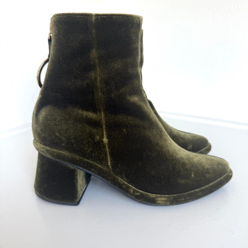 Reike Nen Velvet Ankle Boots Olive Green Block Heel Size 35.5 Luxe Trendy Chic